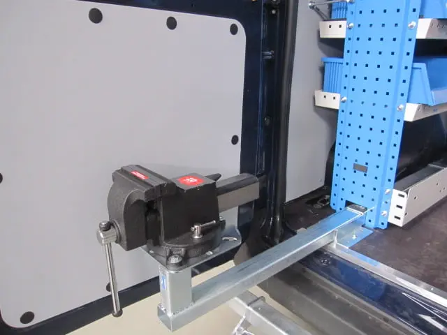 LVI-tarvikkeet huoltoautoihin